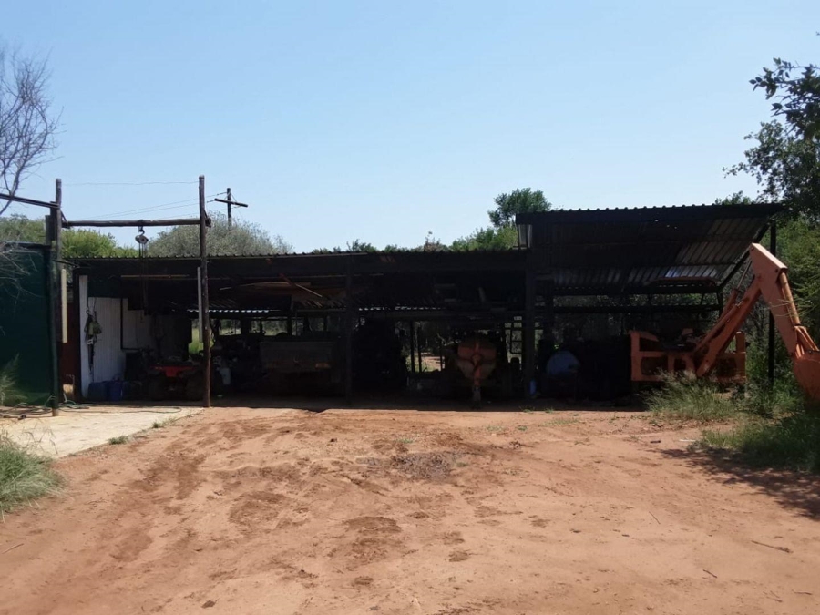 4 Bedroom Property for Sale in Zeerust North West